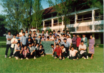 2d class - low.JPG (22795 bytes)